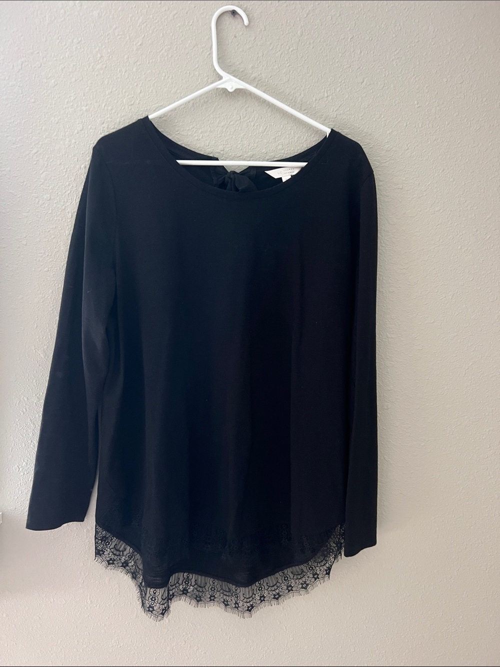 LC Lauren Conrad Black Long-Sleeve Top with Lace Hem womens xl